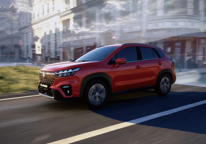 S-CROSS בכביש